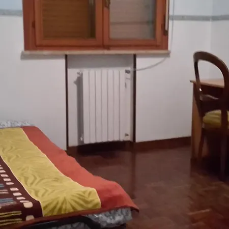 Pirenei شقة ريجّو إيميليا